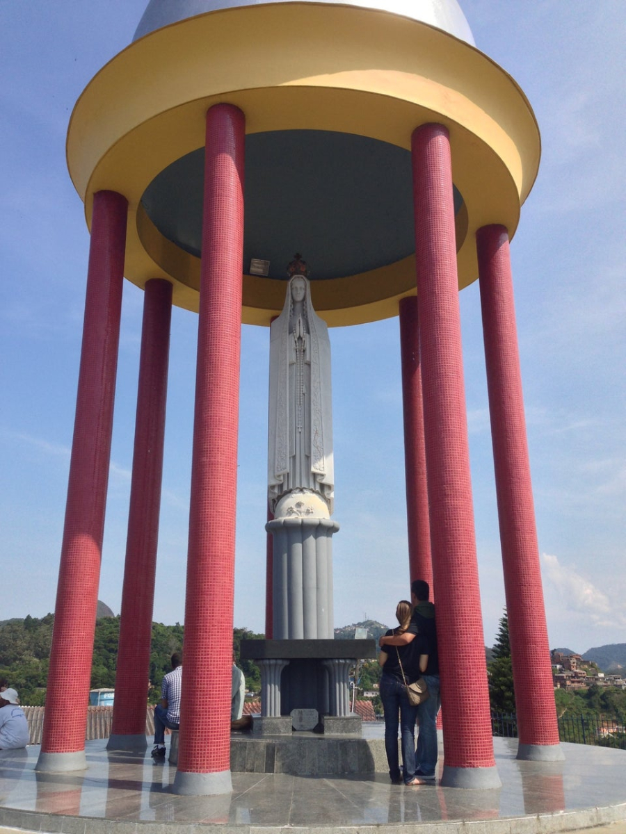 Trono de Fátima: patrimônio cultural e espiritual de Petrópolis