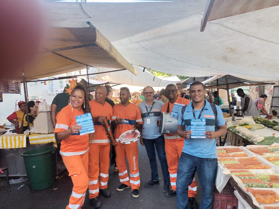 Comlurb participa da festa de 114 anos da Praça Saens Pena